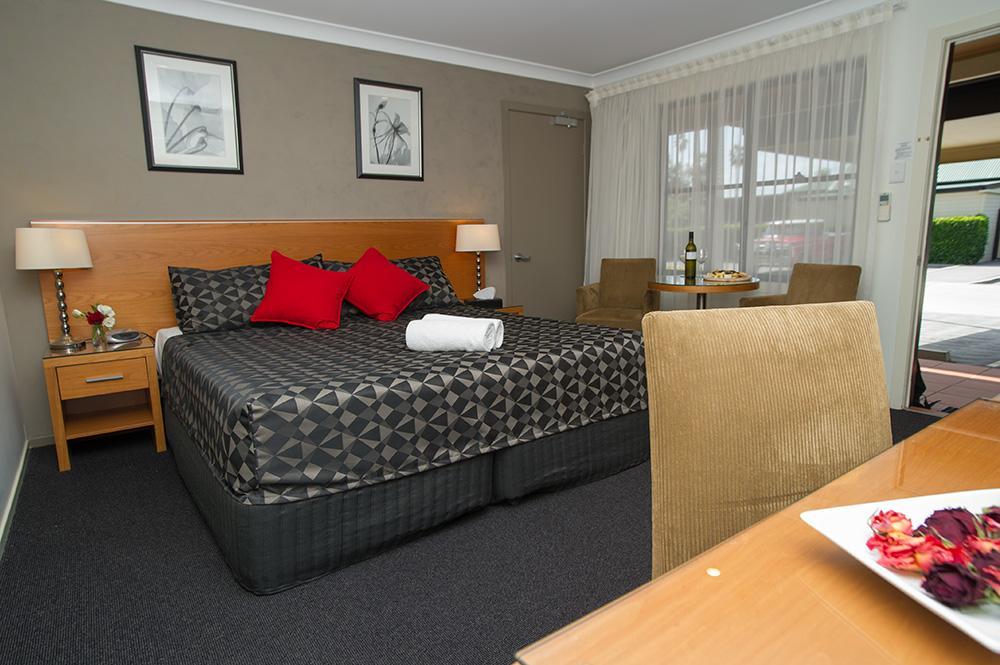 The Grapevine Motel Denman Extérieur photo